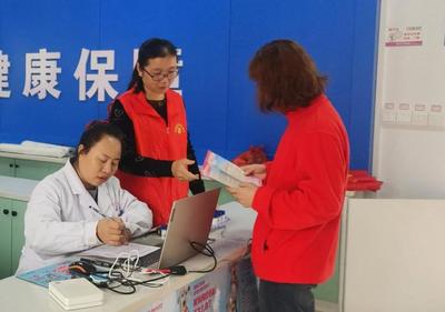 大余县深入开展优生优育进万家宣传活动，营养健康咨询服务惠及民众